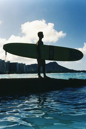 待ち時間も楽しめる大阪のカラオケ店